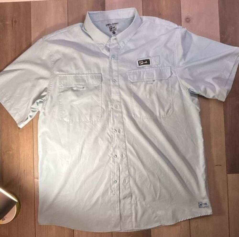 Pelagic Men's Light Blue Short Sleeve Button-Down Fishing Shirt with Dual Chest
